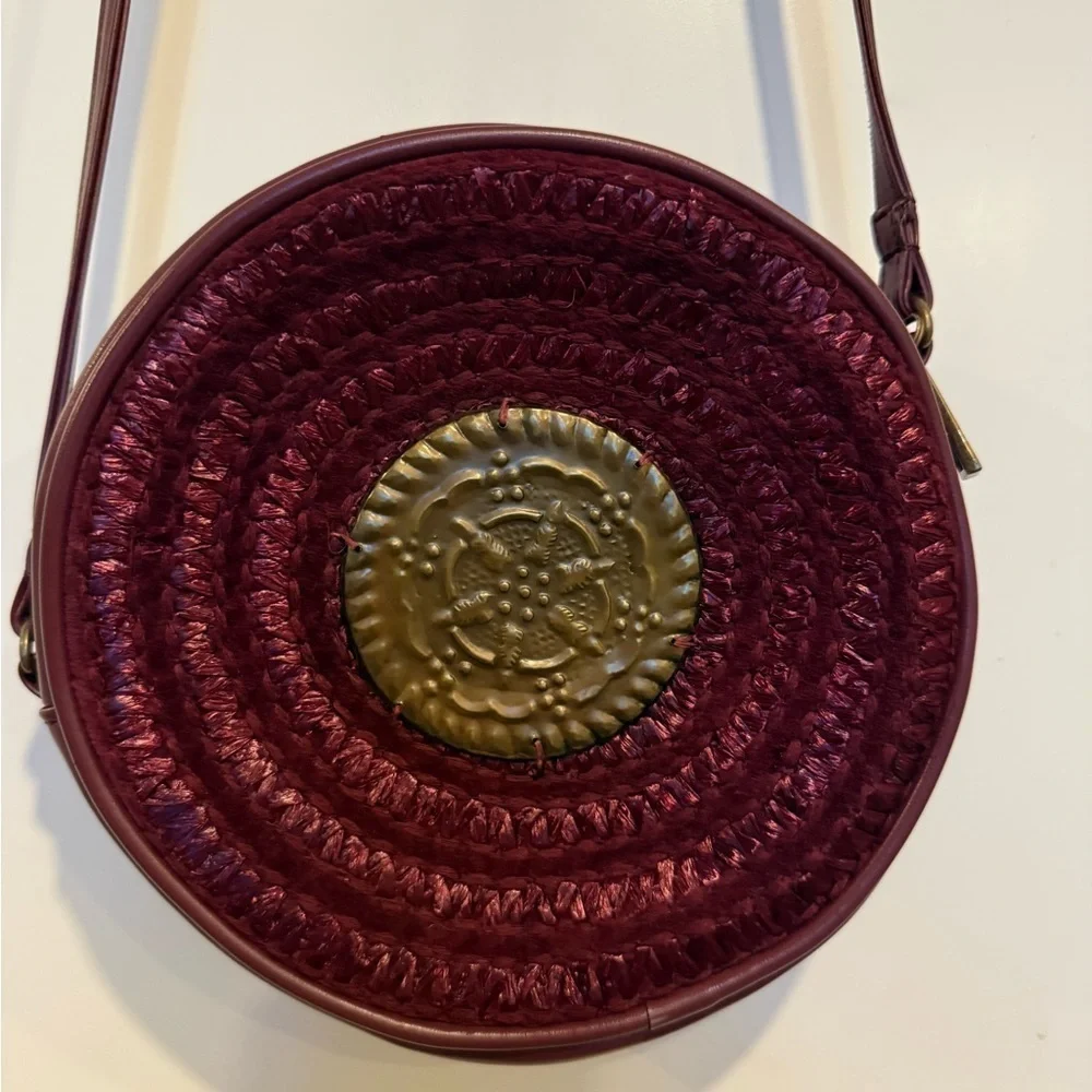 FREE PEOPE Tambourine Roundy Bag Crossbody Full Zip Boho Festival Woven